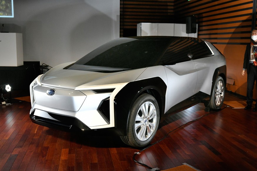 Электрокар Subaru: японская марка представила прототип будущего нового кроссовера - «Автоновости»