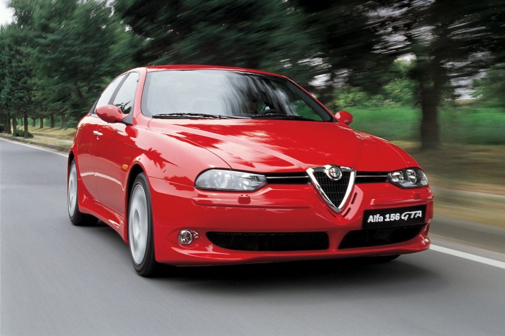 Alfa Romeo 156 с пробегом: как быстро сгнивает кузов, и сколько стоит подвеска - «Alfa Romeo»