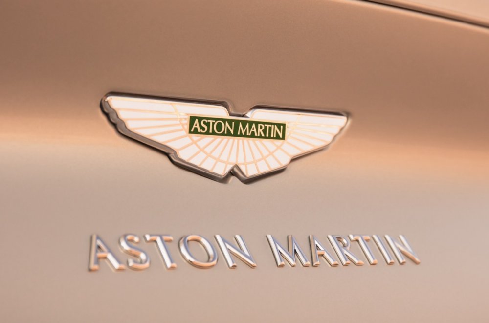 Aston Martin переманил дизайнера Bugatti - «Bugatti»