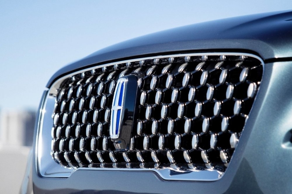 Большой электрический SUV марки Lincoln получит платформу стартапа Rivian - «Lincoln»