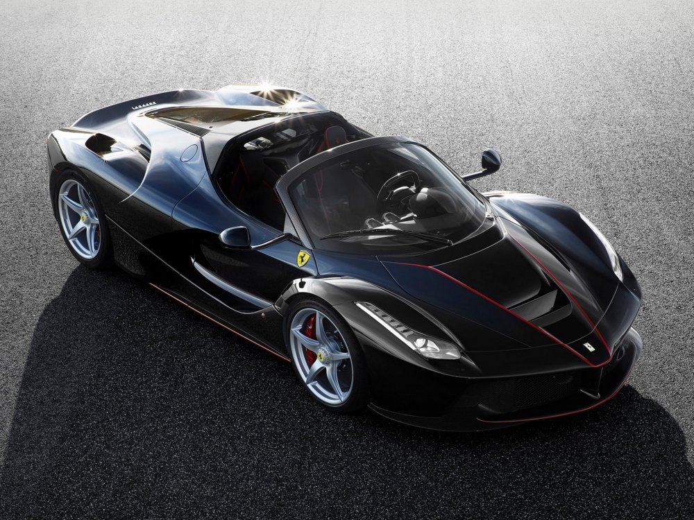 Ferrari показала открытую версию своего гибридного суперкара - «Ferrari»