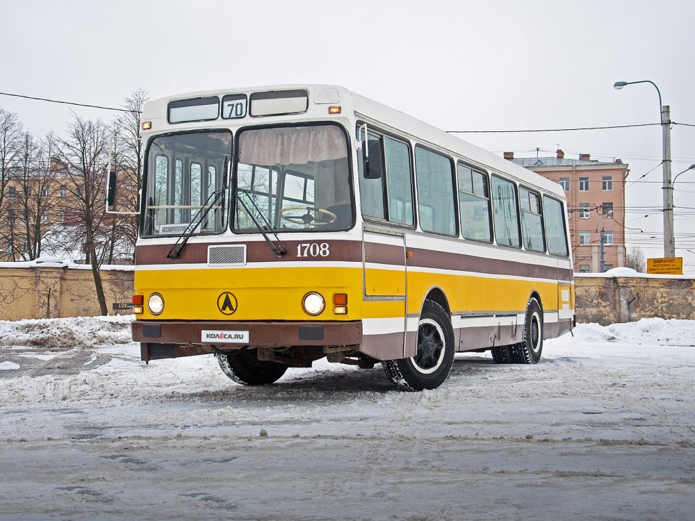 Хочу быть Икарусом: тест-драйв автобуса ЛАЗ-42021 - «Грузовики и автобусы»