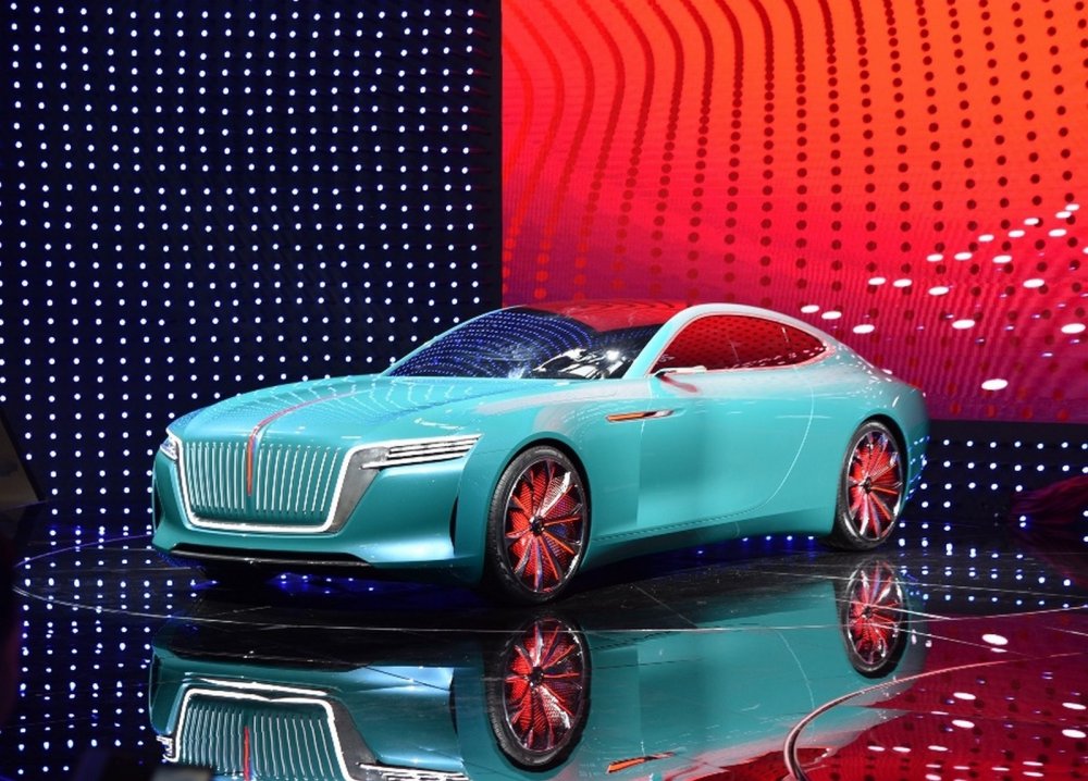 Из Rolls-Royce в FAW: китайцы переманили шеф-дизайнера люксового бренда - «FAW»