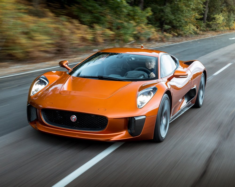 Jaguar строит среднемоторный суперкар - «Jaguar»