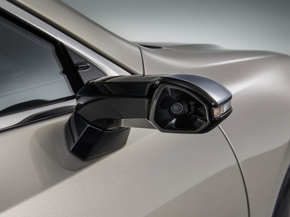Камеры вместо зеркал: Lexus первым осмелился предложить их на серийной машине - «Lexus»