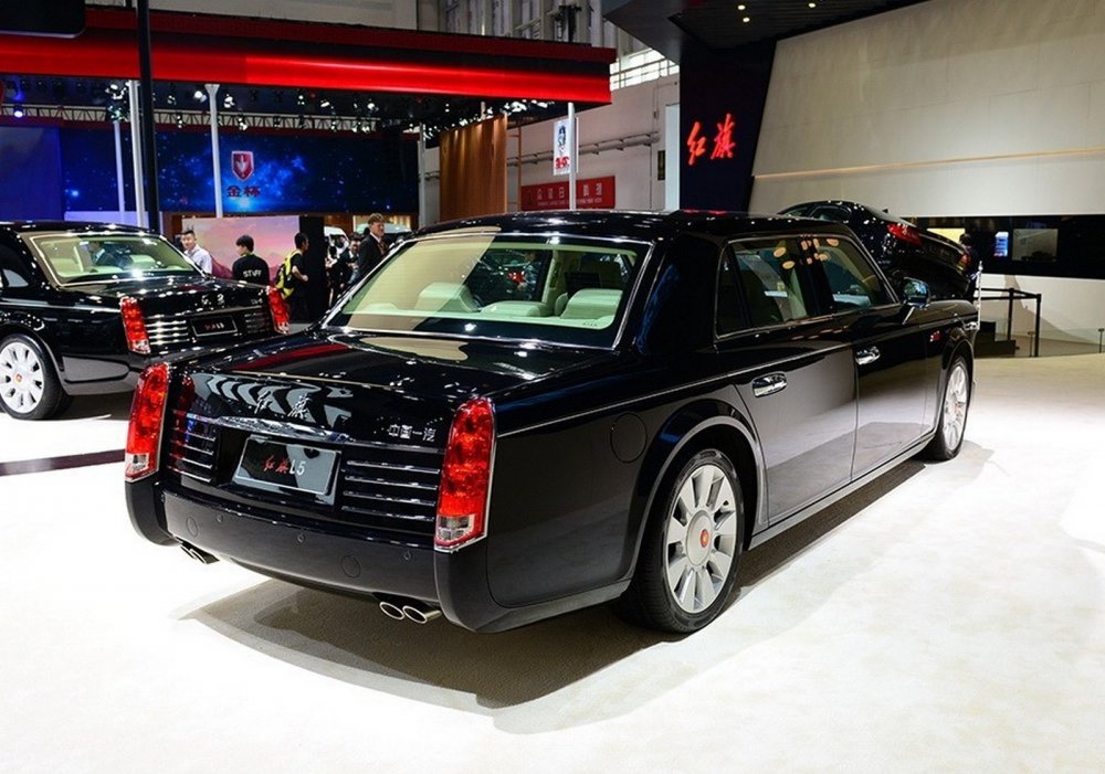 Китайцы тестируют роскошный седан с дизайном в стиле Rolls-Royce - «FAW»