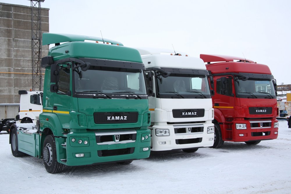 Конвейеры заводов КАМАЗа и Группы ГАЗ возобновили работу - «Грузовики и автобусы»