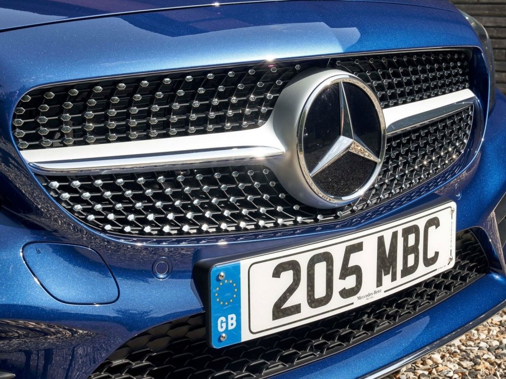 Mercedes-Benz выпустит загадочный O-Class - «Mercedes-Benz»