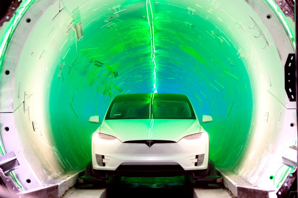 На метро быстрее! Илон Маск продемонстрировал преимущества автомобильной подземки - «Tesla»