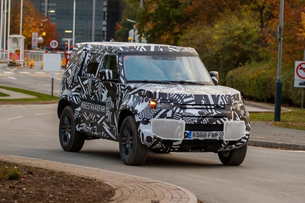 Не утечка, а слив: новый Land Rover Defender будет похож на старый Discovery - «Land Rover»