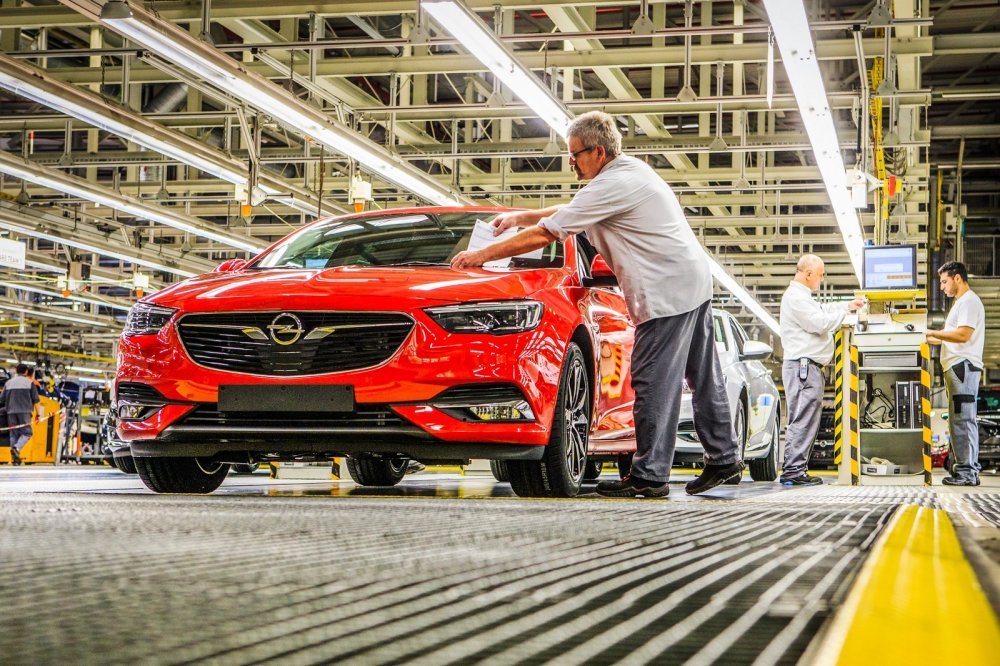 Opel сократит 4100 сотрудников, но новую Astra будут делать в две смены - «Автоновости»