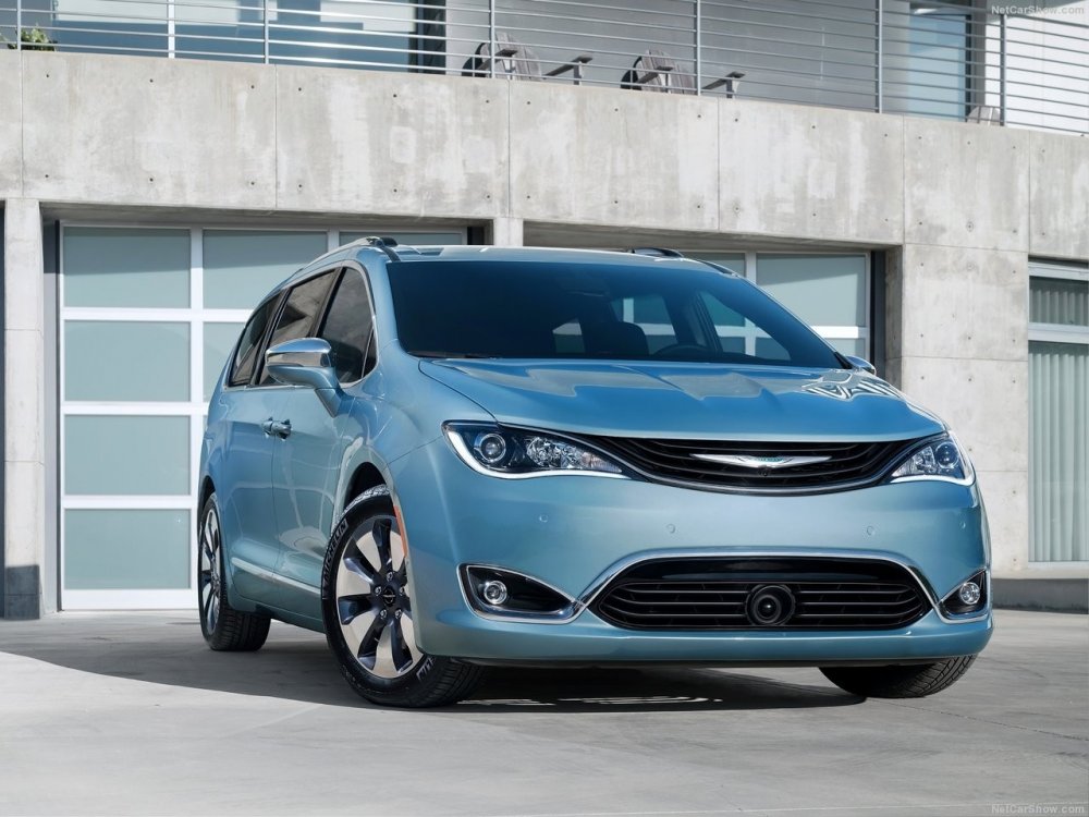 Первые тесты Chrysler Pacifica Hybrid: современный и экономичный - «Chrysler»