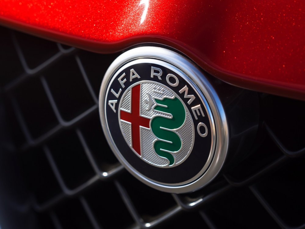 Первый кроссовер Alfa Romeo представят в ноябре - «Alfa Romeo»