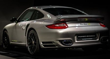 Porsche анонсировала дебют самой мощной версии купе 911 - «Автоновости»