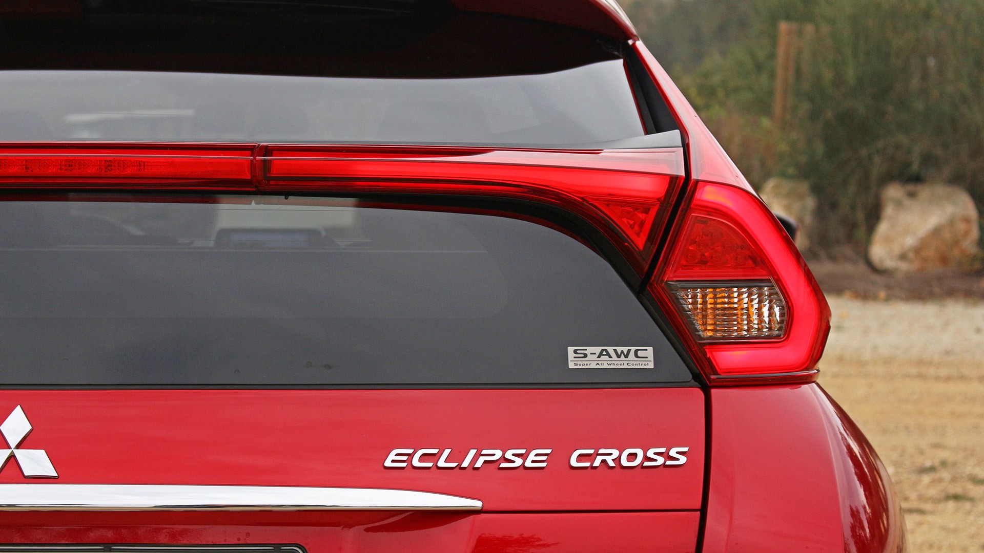 Mitsubishi Eclipse Cross правое зеркало со слепой зоной.