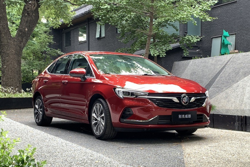 Обновлённый аналог Opel Astra: «турботройки» подтвердили, а вот салон почти не тронули - «Buick»