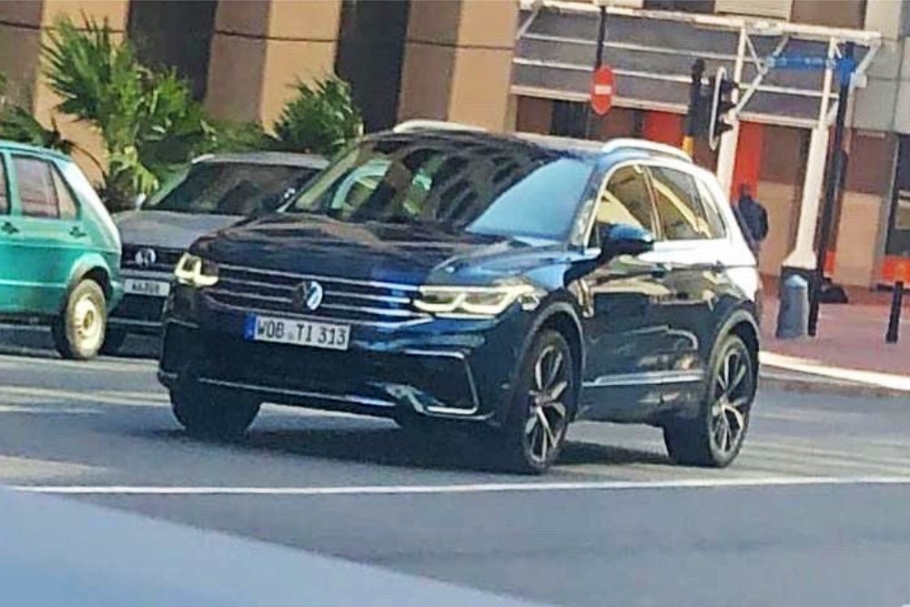 Обновлённый VW Tiguan застукали во время фирменной фотосессии - «Volkswagen»