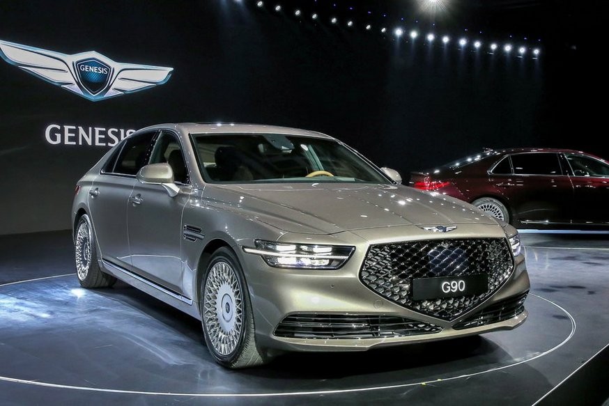 Седан Genesis G90: новый дизайн, прежние моторы и ажиотажный спрос - «Genesis»