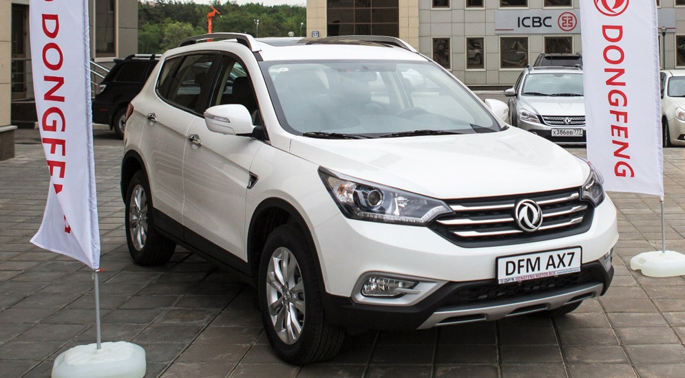 В этом году до России доберутся два новых кроссовера и седан DFM - «Dongfeng»