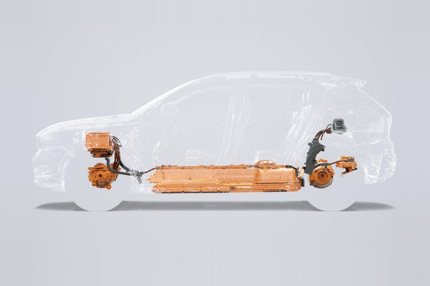Volvo XC40 превратили в электрокар: кросс стал безопаснее из-за усиления структуры кузова - «Volvo»