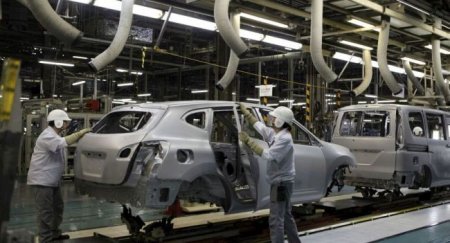 Honda и Nissan приостановят работу заводов в Японии - «Автоновости»