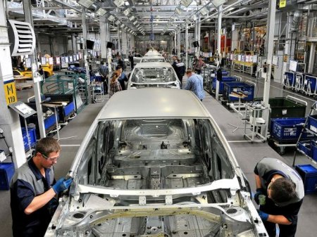 Коронавирус не повлиял на работу заводов Volkswagen в России - «Автоновости»