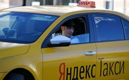 Московским таксистам выдадут маски от коронавируса - «Автоновости»