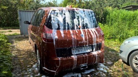Специалисты рассказали, где можно законно мыть машину - «Автоновости»