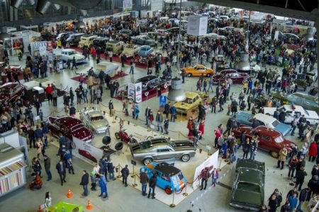 В «Сокольниках» проходит 29-я автомобильная выставка «Олдтаймер-Галерея» - «Автоновости»