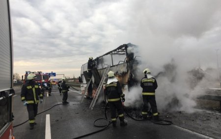 В Венгрии горел автобус с украинцами - «ДТП»