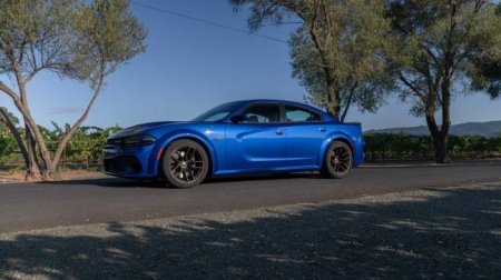 Dodge Charger SRT Hellcat получит «латунные» колеса - «Автоновости»