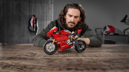 Гоночный Ducati Panigale V4, с рабочей КПП, можно собрать из LEGO - «Автоновости»