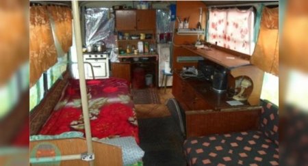 «Хрущевка» в ПАЗике: бюджетный автодом из старого автобуса - «Автоновости»