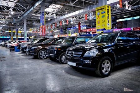Падение продаж легковых автомобилей в РФ может составить от 30% до 50% - «Автоновости»
