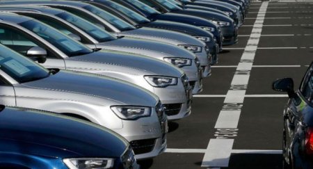 Регистрация автомобилей во Франции в марте упала на 72% - «Автоновости»
