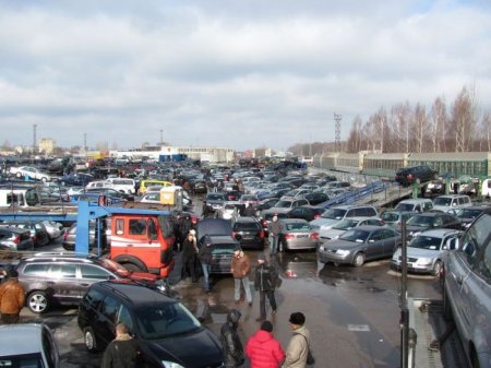 В Литве рухнули продажи на автомобильном рынке - «Автоновости»