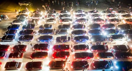 В России устроили флешмоб, призывающий водителей оставаться дома - «Автоновости»