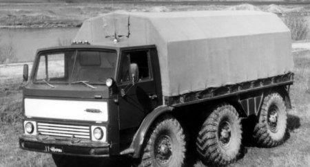 ЗИЛ-132Р – это КАМАЗ какой-то: Почему этот грузовик не пошёл в серию? - «Автоновости»