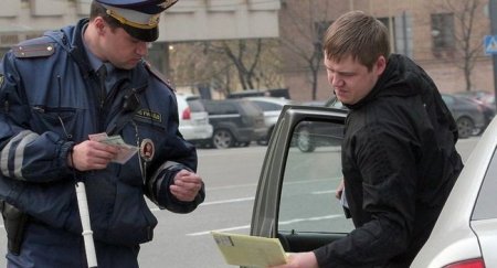 Гаишник спрашивает о месте работы: как правильно отвечать на такой вопрос - «Автоновости»