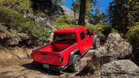 Глава Jeep Design Марк Аллен признал пикап не красивым, но впечатляющим - «Автоновости»