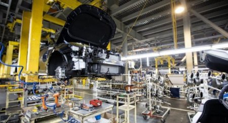 Hyundai продолжает работать в две производственные смены - «Автоновости»