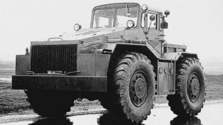Необычный колесный тягач СССР — МАЗ 538 - «Автоновости»