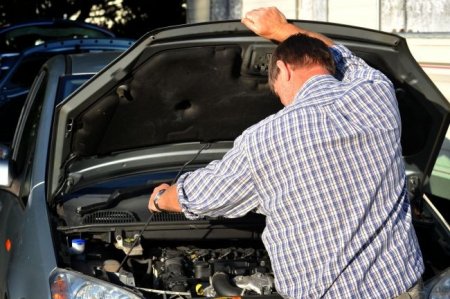 Несёт ли практическую пользу накладка на двигатель? - «Автоновости»