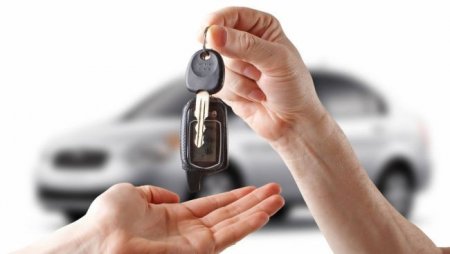 Обязательно ли страховать новый автомобиль прямо у дилера? - «Автоновости»