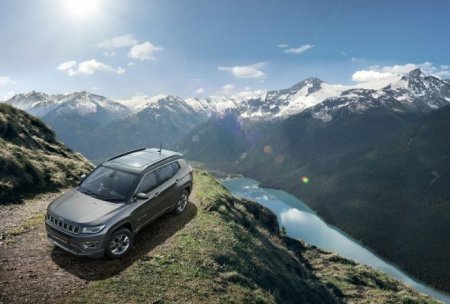 Обновленный Jeep Compass после рестайлинга будет представлен 4 июня - «Автоновости»