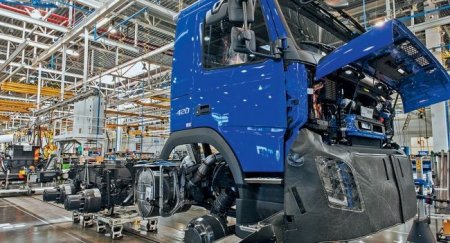 Производство грузовиков в РФ снизилось на 8% - «Автоновости»