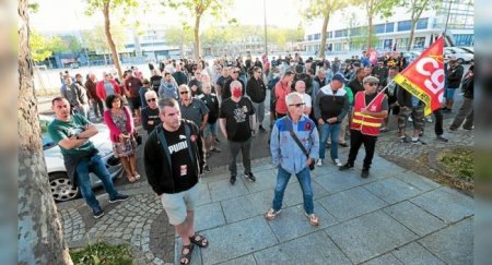 Рабочие в Бретани протестуют против закрытия завода Renault - «Автоновости»
