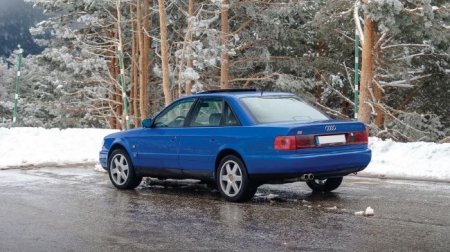 Редчайший седан Audi S6 Plus 1996 года продадут на аукционе - «Автоновости»