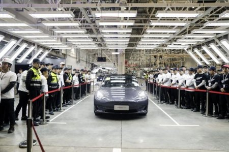 Tesla планирует нарастить объем производства Model 3 в Шанхае - «Автоновости»