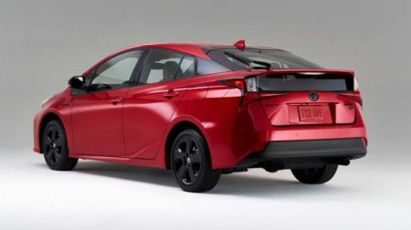 Toyota Prius в следующем году получит лимитированную версию в честь юбилея - «Автоновости»